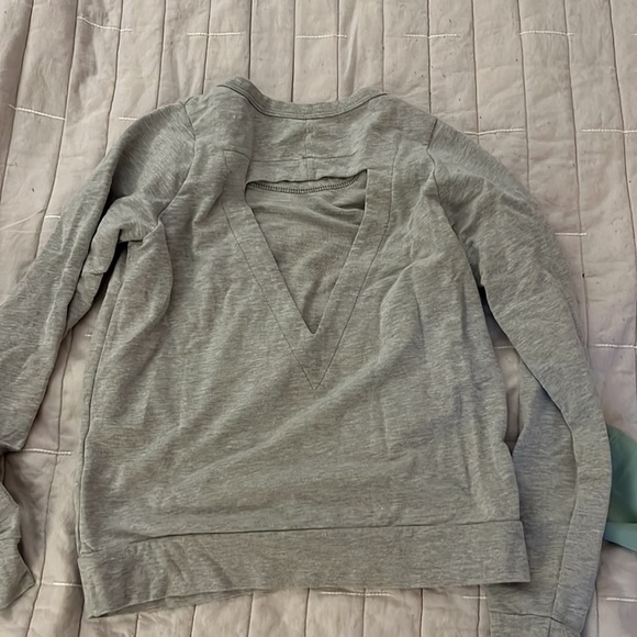 Clemson tigers sweatshirt - Picture 3 of 3